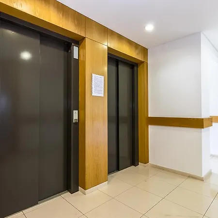 Apartment Charming And Cozy In Campolide *